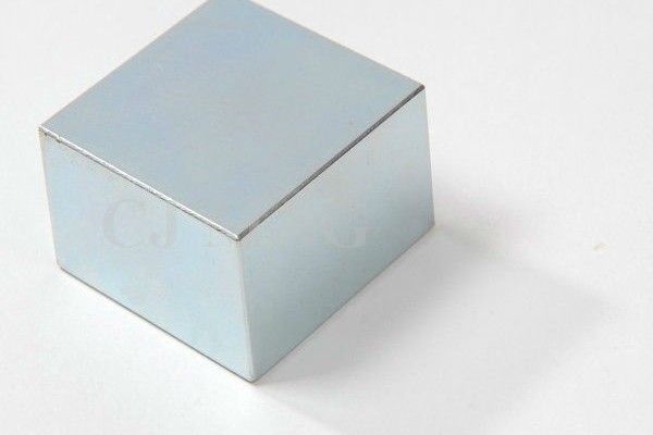 n52_neodymium_magnet